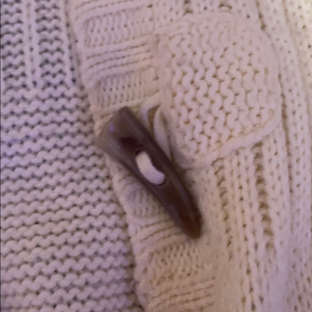 Sweater - Picture 2 of 4